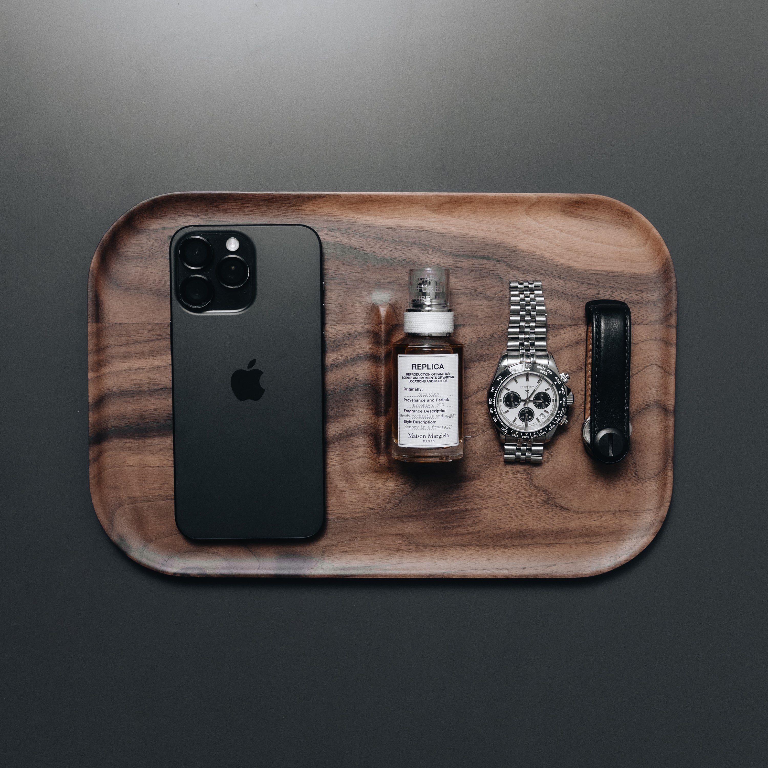 Japandi Catchall Tray Valet | Walnut
