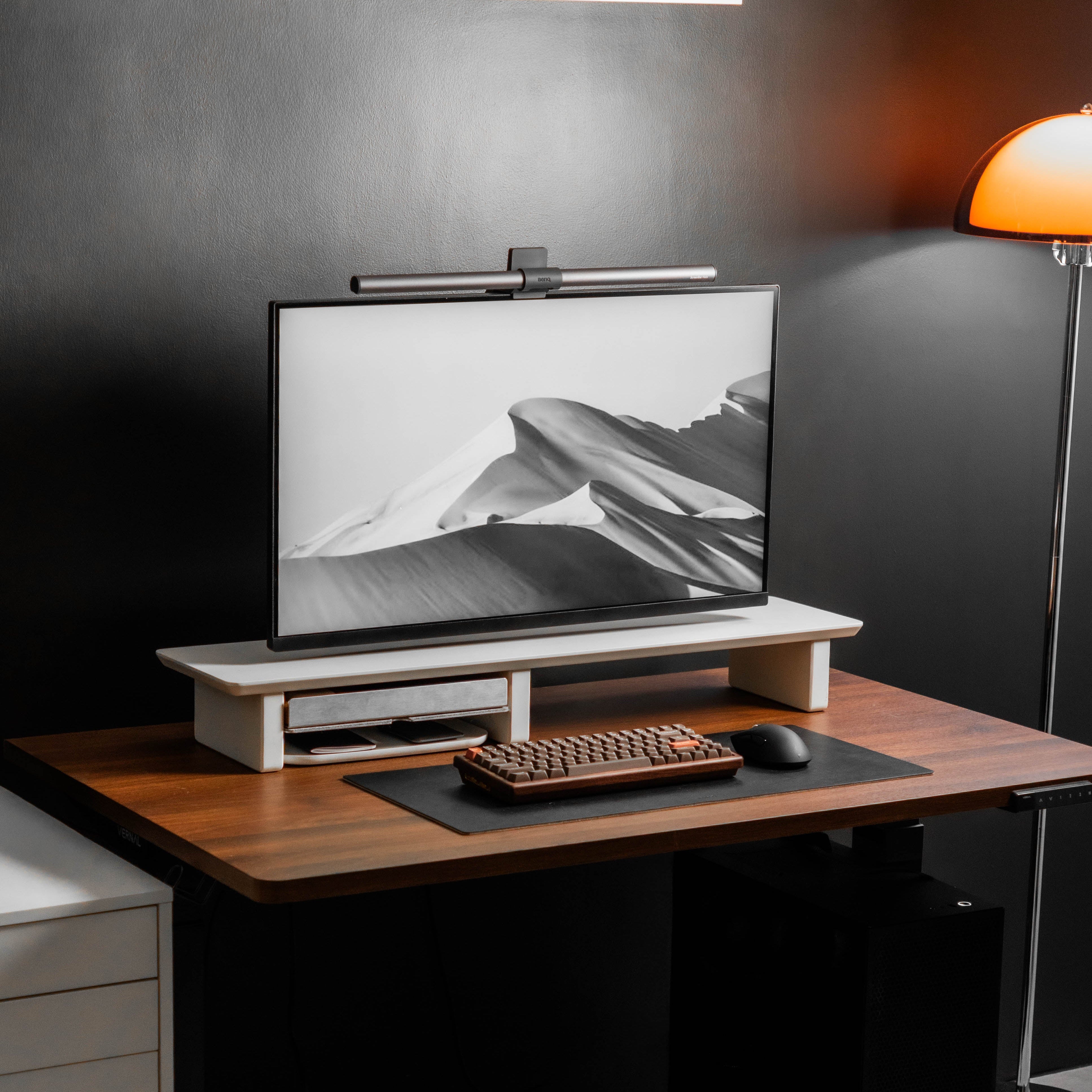 Desk Setup Cockpit | White