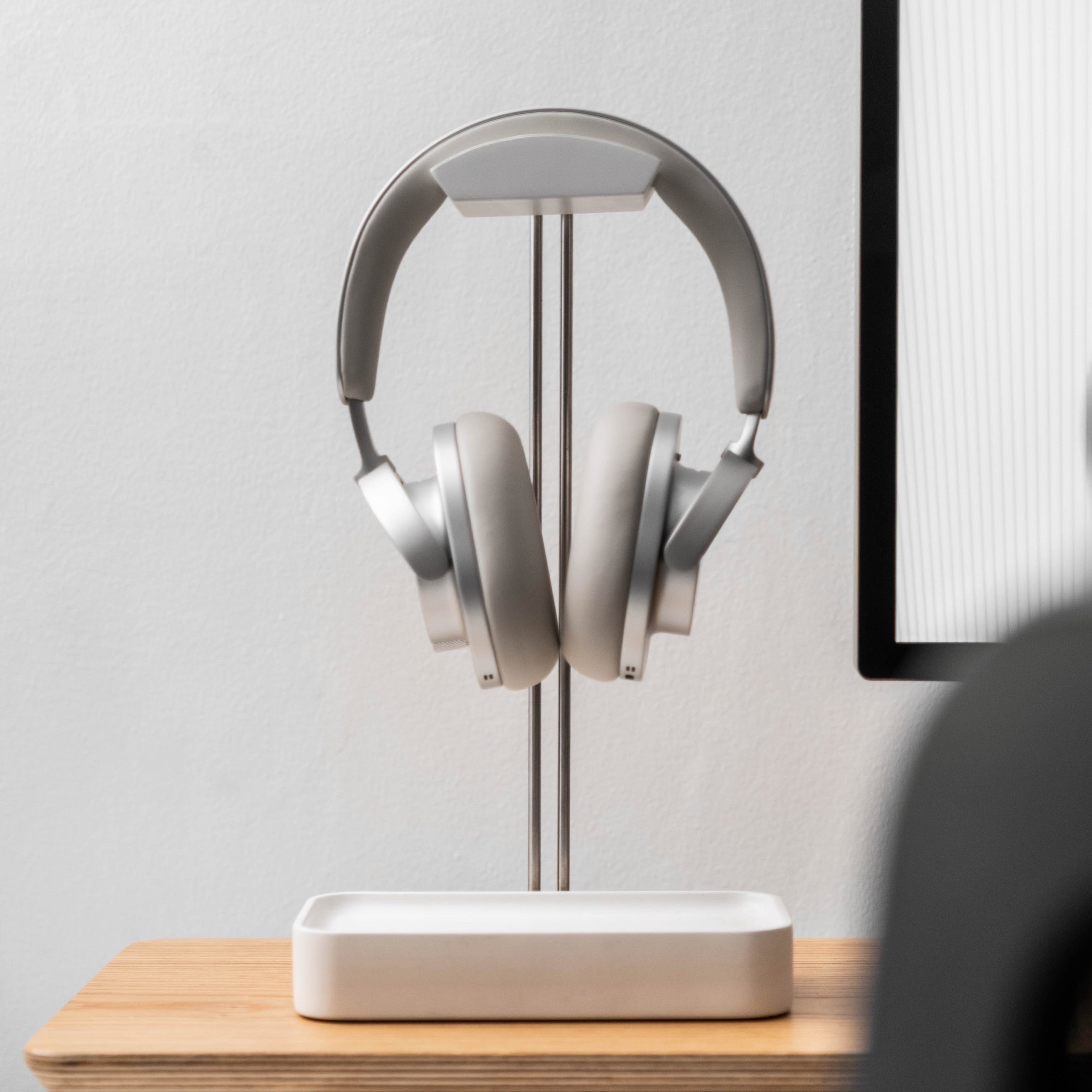 Headphone Stand | White