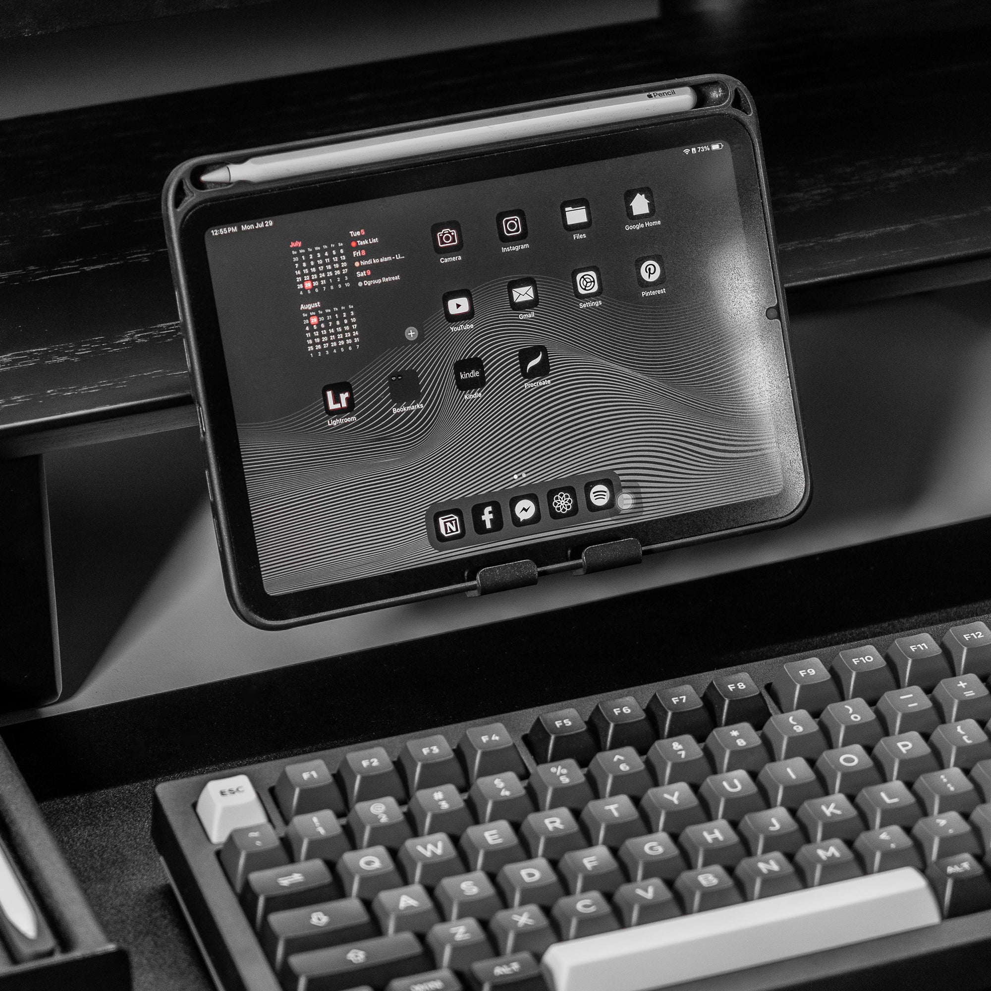 Tablet/Phone Holder for Cockpit Setup | Black