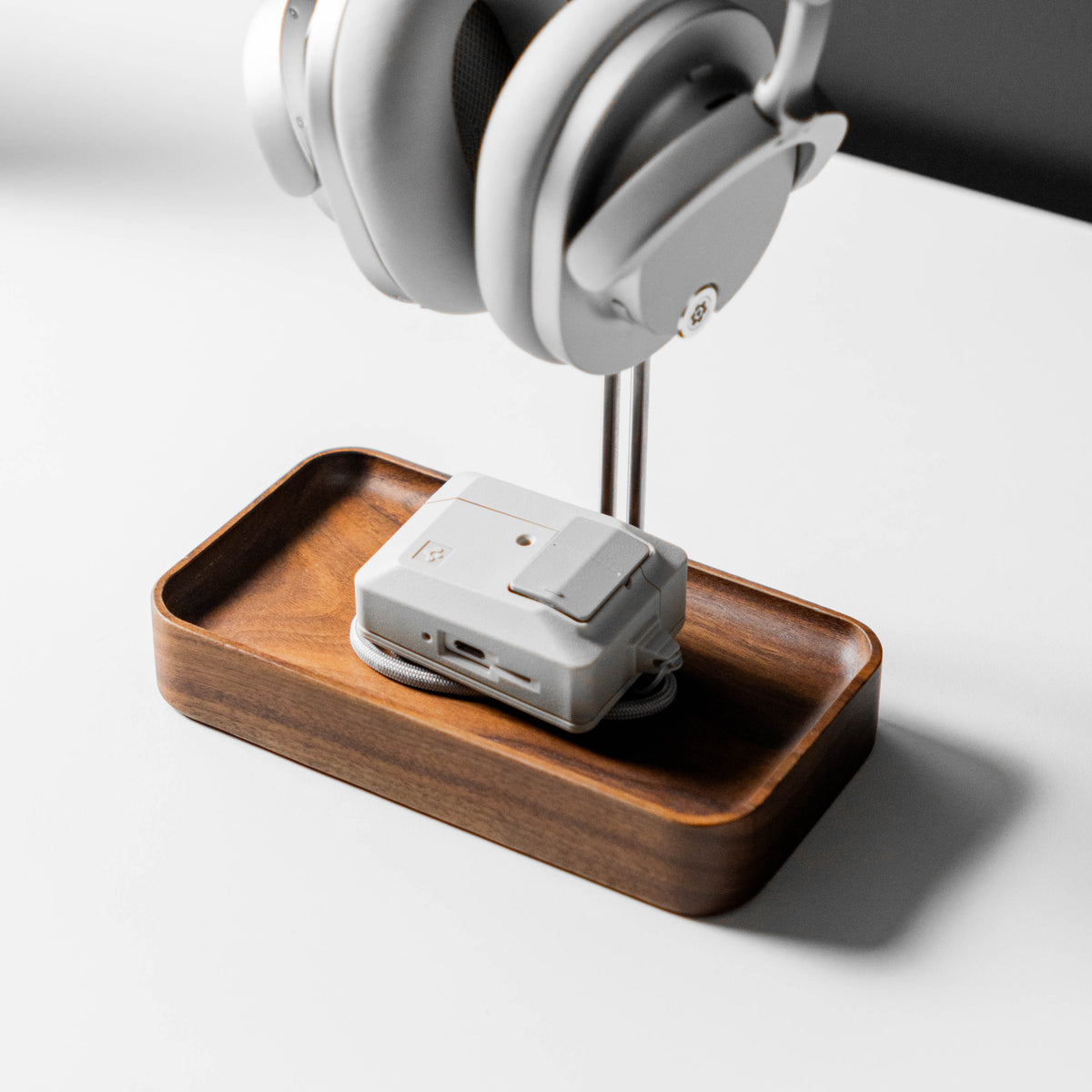 Headphone Stand | Walnut Wood